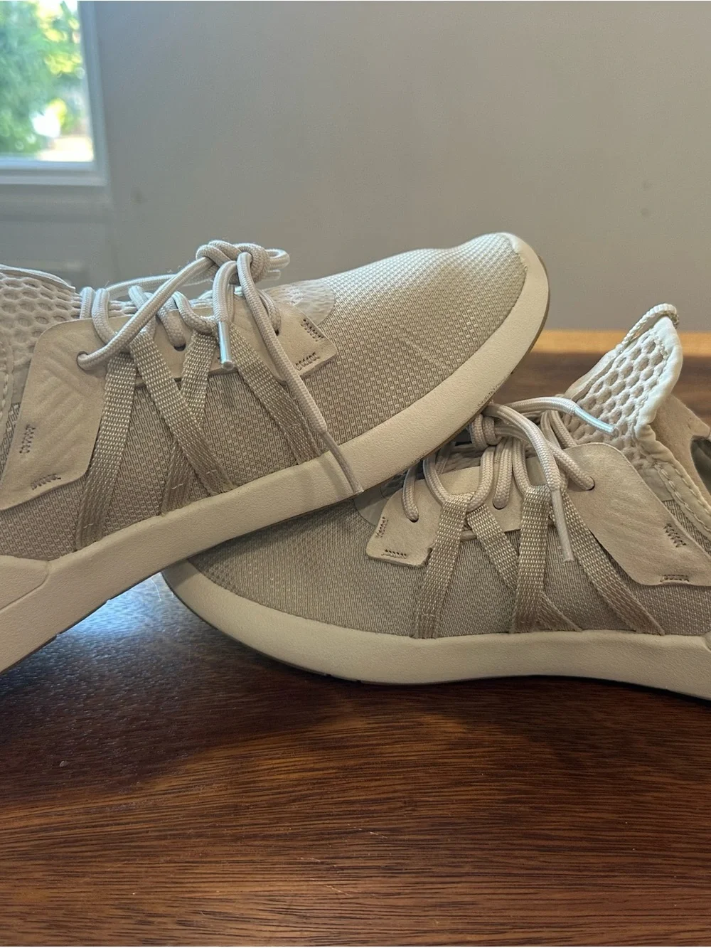 Olukai Holo Athleisure Sneaker Mens Sz 8.5 Sand Off White 10513-3618 $130 Retail